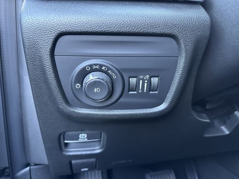 New 2025 Jeep Grand Cherokee Limited w/ MOPAR Finishing Package image 15