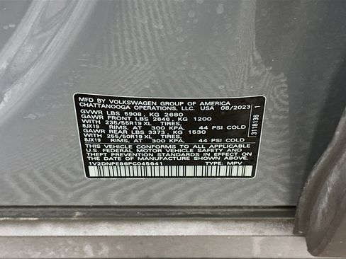 Used 2023 Volkswagen ID.4 Pro AWD/4WD image 12