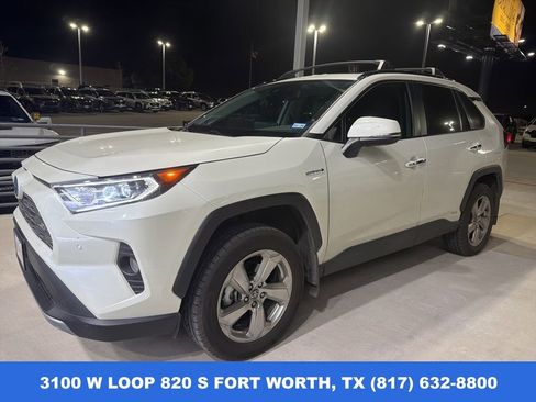 Used 2021 Toyota RAV4 Limited image 1