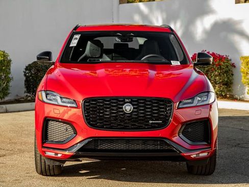 New 2025 Jaguar F-PACE R-Dynamic S image 3