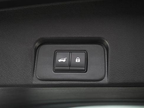Certified 2026 Nissan Rogue SV w/ Cold Weather Package AWD/4WD image 14