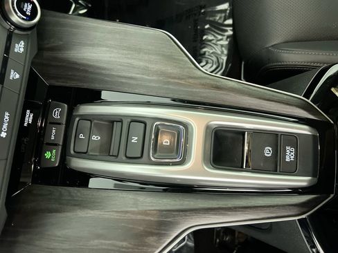 Used 2021 Honda Clarity Touring image 17