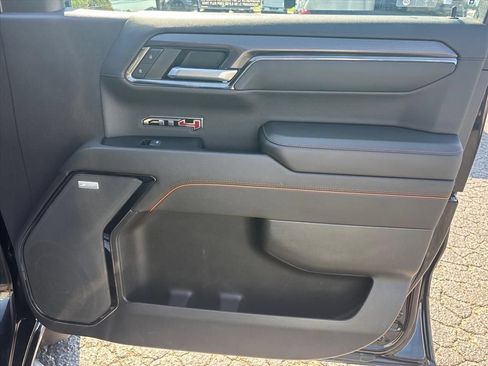 Used 2022 GMC Sierra 1500 AT4 w/ AT4 Premium Package AWD/4WD image 14