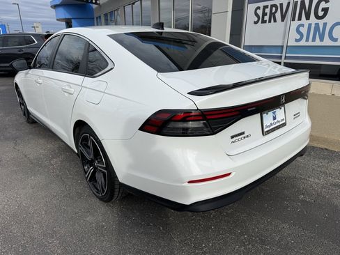 Used 2023 Honda Accord Sport image 14