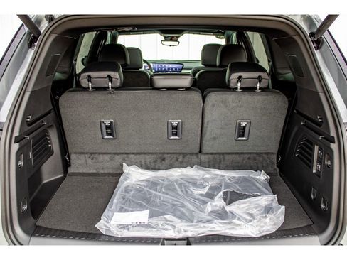 New 2026 Buick Enclave Sport Touring w/ Super Cruise Package image 29