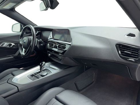 Used 2022 BMW Z4 sDrive30i w/ Driving Assistance Package image 26