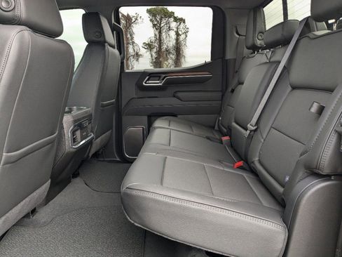 Used 2025 GMC Sierra 1500 Denali AWD/4WD image 14