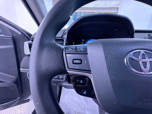 Used 2025 Toyota Camry LE w/ Convenience Package FWD image 20