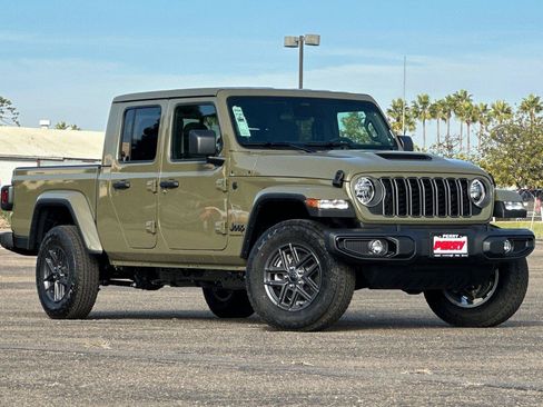 New 2026 Jeep Gladiator Sport image 1