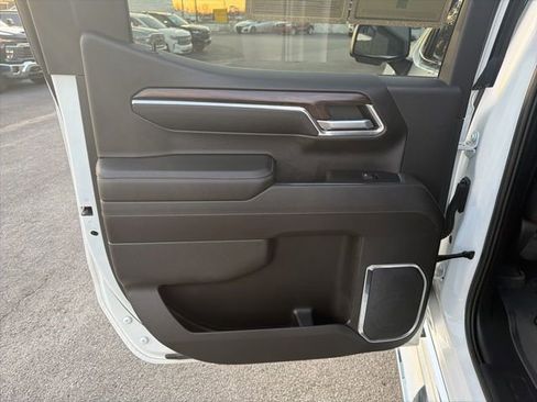 Used 2023 GMC Sierra 1500 SLT w/ SLT Premium Package image 31