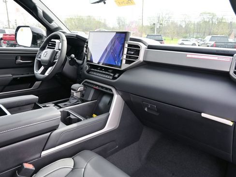New 2026 Toyota Tundra Limited AWD/4WD image 13
