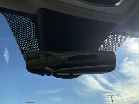 Certified 2025 Acura TLX w/ Technology Package image 27