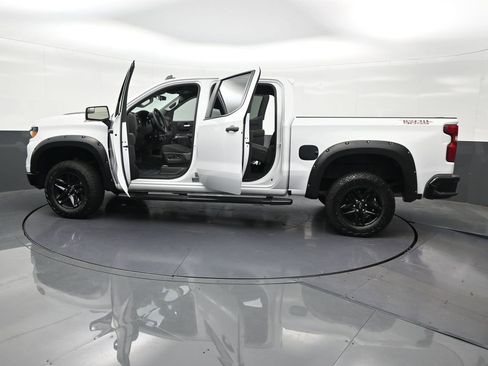 Used 2024 Chevrolet Silverado 1500 Custom Trail Boss AWD/4WD image 33