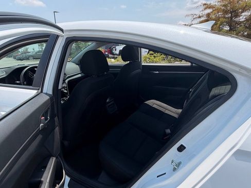 Used 2020 Hyundai Elantra Value Edition w/ Cargo Package (C1) FWD image 16