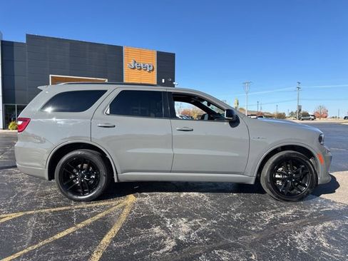 Used 2025 Dodge Durango R/T image 5