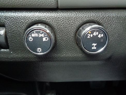 Used 2018 Chevrolet Colorado W/T w/ WT Convenience Package image 26