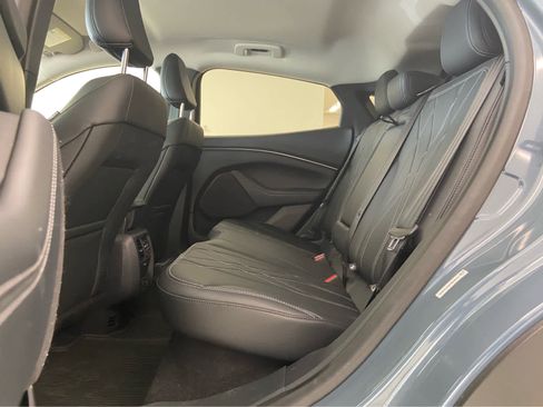 Used 2023 Ford Mustang Mach-E Select image 17