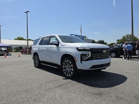 New 2026 Chevrolet Tahoe High Country w/ Sun And Tow Package AWD/4WD image 1