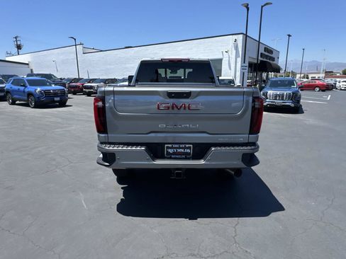 New 2026 GMC Sierra 2500 Denali w/ Denali Reserve Package AWD/4WD image 6