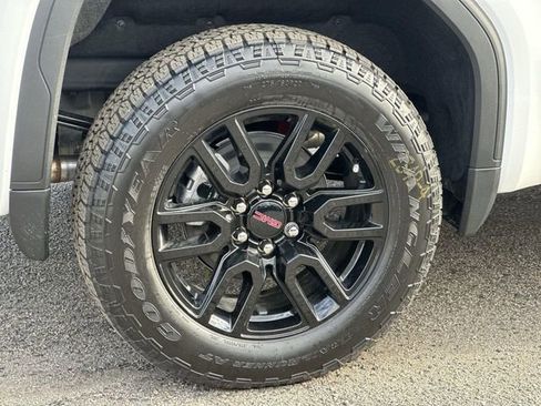 New 2026 GMC Sierra 1500 Elevation image 29