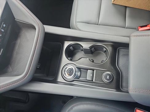 New 2026 Ford Explorer Active w/ Active Comfort Package RWD image 17