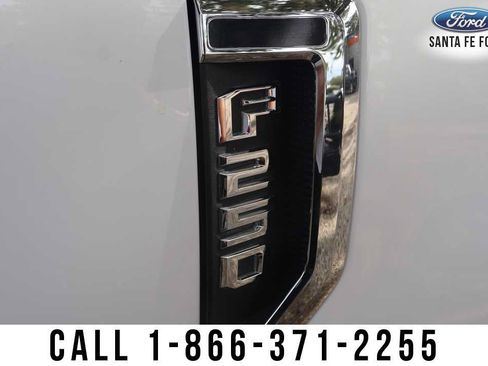 Used 2017 Ford F250 XL w/ STX Appearance Package AWD/4WD image 7