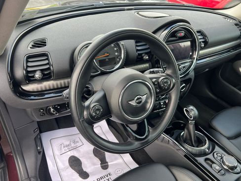 Used 2017 MINI Cooper Clubman S image 12