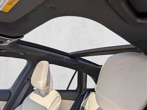 New 2026 Mercedes-Benz GLC 300 4MATIC image 16