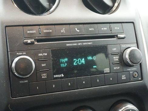 Used 2014 Jeep Compass Latitude w/ Sun/Sound Group image 30