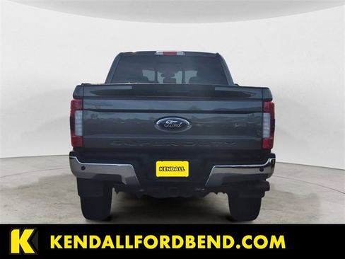 Used 2019 Ford F250 Lariat w/ Lariat Ultimate Package image 4