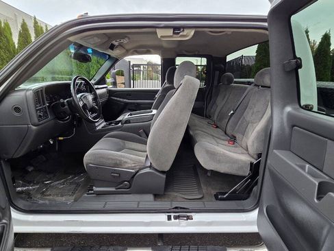 Used 2006 Chevrolet Silverado 3500 LT w/ Heavy-Duty Power Package RWD image 12