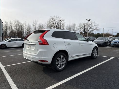 Used 2016 Volvo XC60 T6 w/ Climate Package image 6
