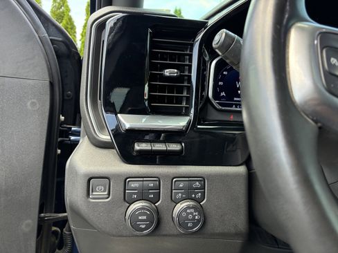 Used 2023 Chevrolet Silverado 1500 LTZ w/ LTZ Premium Package AWD/4WD image 28