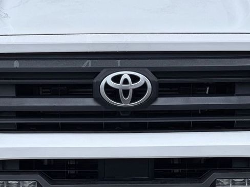 Used 2025 Toyota Tacoma SR5 image 45