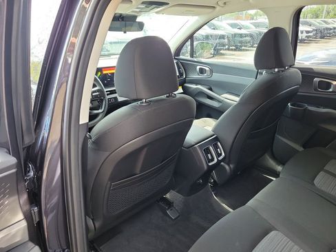 New 2026 Kia Sorento LX FWD image 16
