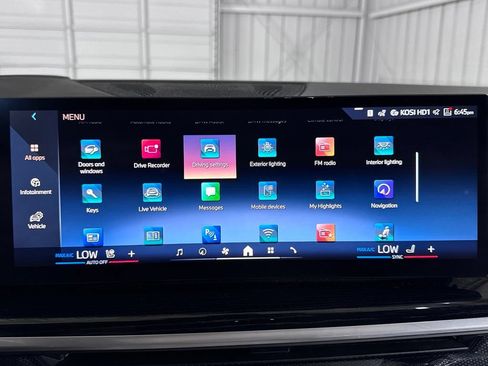 Used 2024 BMW X7 xDrive40i w/ M Sport Package AWD/4WD image 37