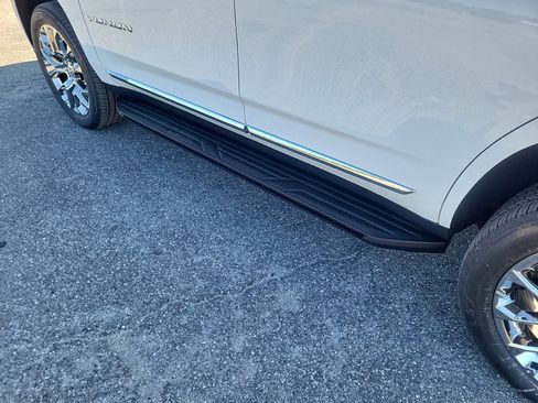 New 2026 GMC Yukon Elevation image 9