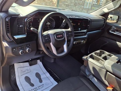 Used 2025 GMC Sierra 1500 Elevation w/ X31 Off-Road Package image 9