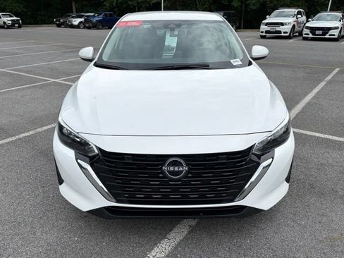 Certified 2024 Nissan Sentra SV FWD image 8