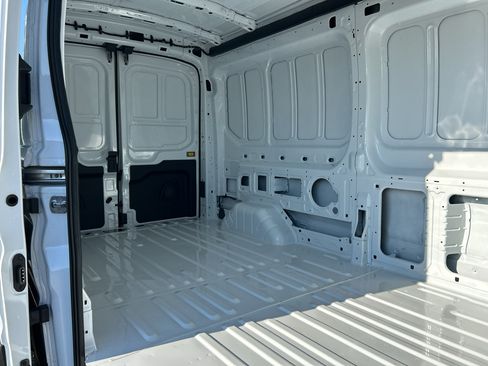 New 2026 Ford Transit 250 148 Medium Roof RWD image 13