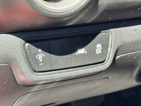 Used 2019 Kia Forte LXS FWD image 20