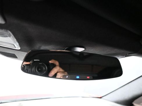 Used 2015 Chevrolet Corvette Z06 w/ 3LZ Preferred Equipment Group image 19