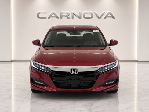 Used 2018 Honda Accord LX image 2