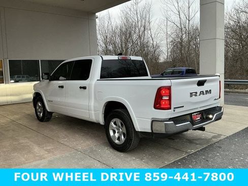 Used 2025 RAM 1500 Big Horn AWD/4WD image 8
