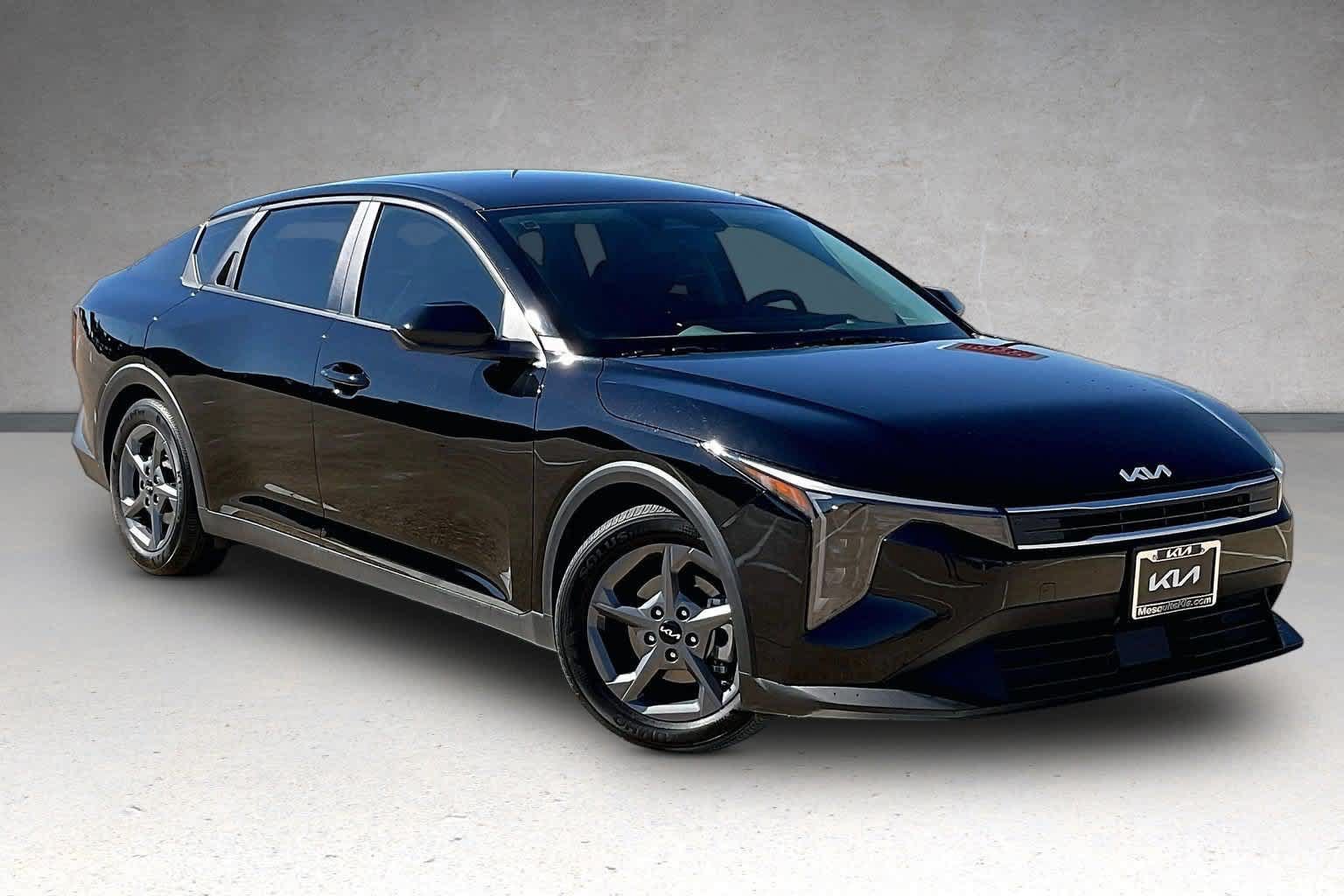 Certified 2025 Kia K4 FWD image 19