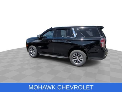 Used 2022 Chevrolet Tahoe LT w/ Luxury Package AWD/4WD image 7
