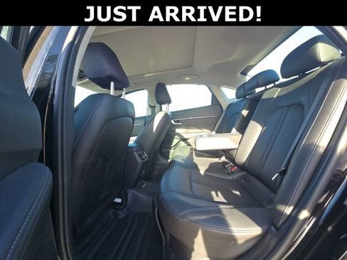 Used 2023 Hyundai Sonata Limited image 8