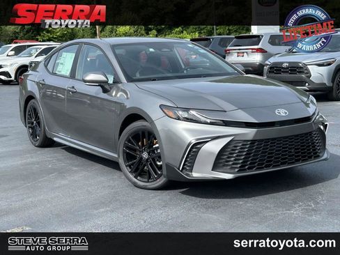 New 2026 Toyota Camry SE FWD image 1