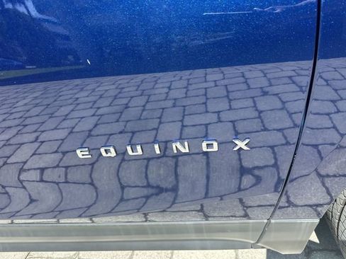 Used 2023 Chevrolet Equinox LS FWD image 12