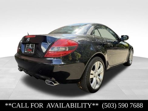 Used 2010 Mercedes-Benz SLK 350 image 5